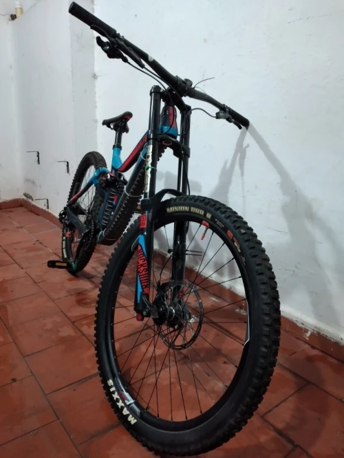 vtt dh giant glory one