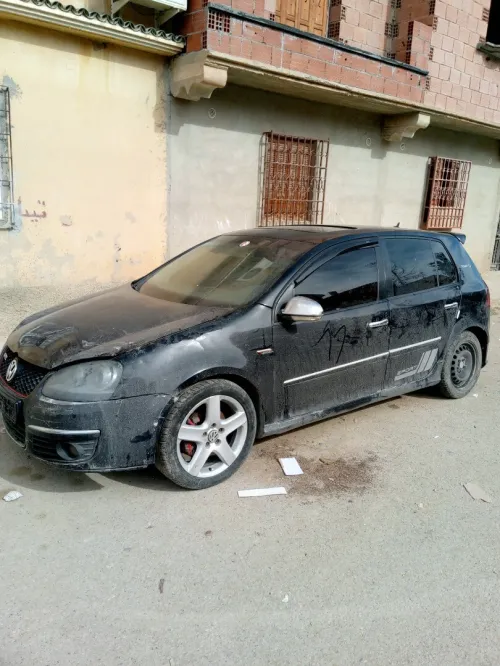 Volkswagen Golf 5 2004 R32