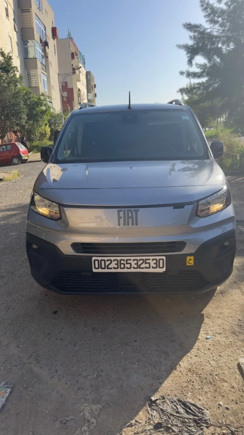 Fiat Doblo 2025 Tole