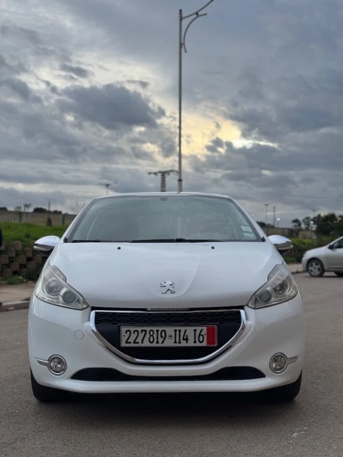 Peugeot 208 2014 208