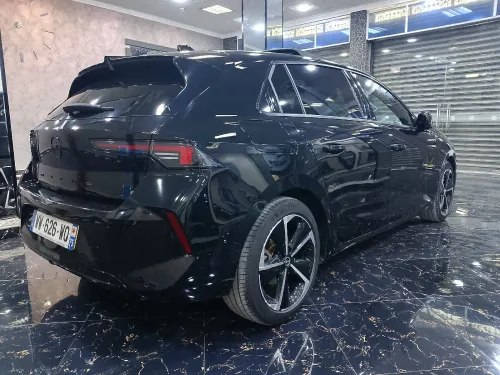 Opel Astra 2025 