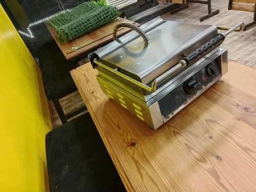 Friteuse Cook max et paninieuse potis 