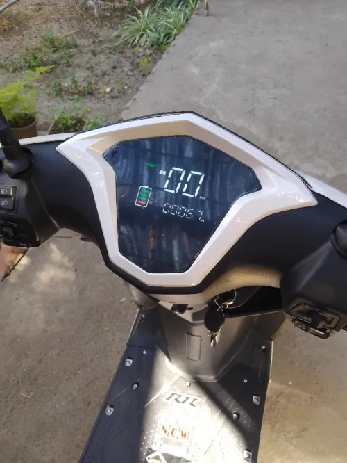 Dora Batman Moto électrique 2025