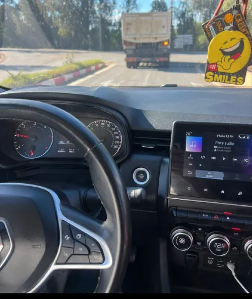 Renault Clio 5  2023 Busines