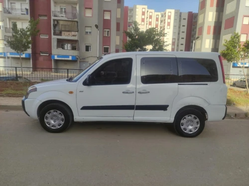 FOTON Midi 2011 