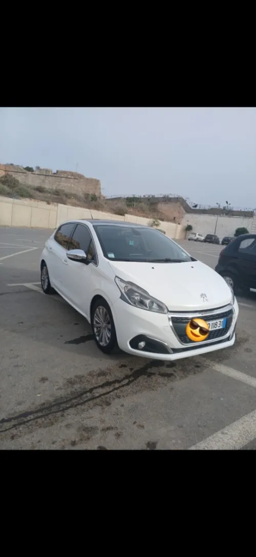 Peugeot 208 2018 Allure Facelift