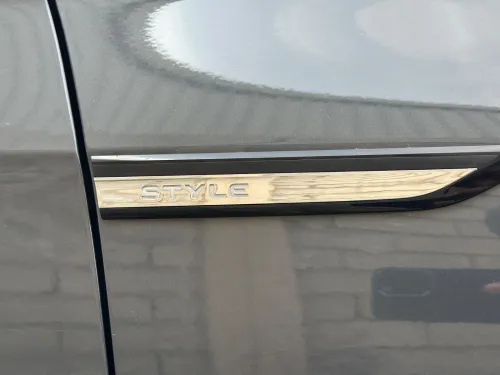Volkswagen Golf 8 2022 Style