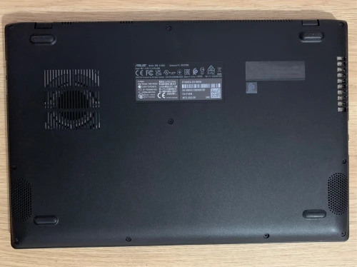 ASUS VivoBook 14