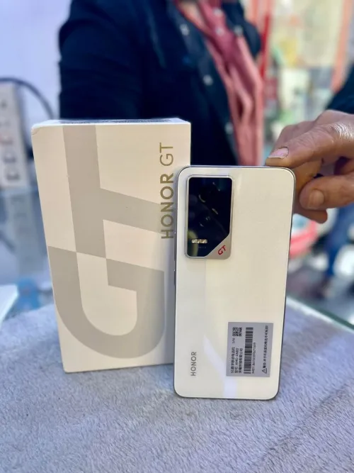 Honor GT 5G 12/256. كاشتي