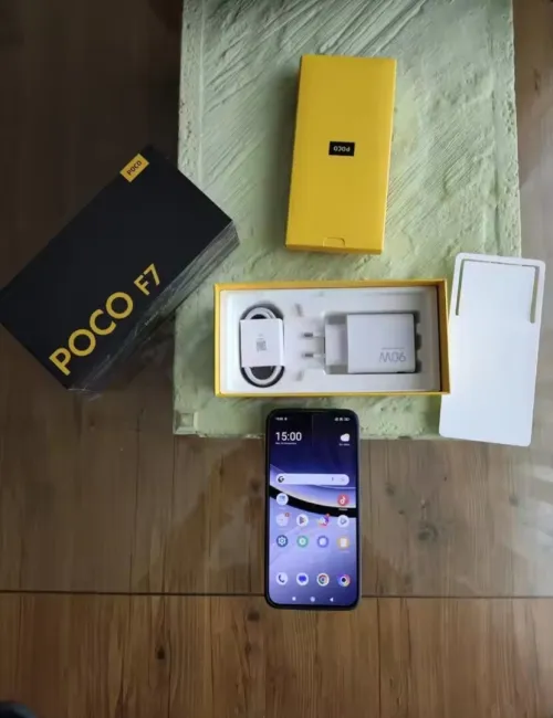 Téléphone POCO F7 12/256 5G Chargeur 90W Poco