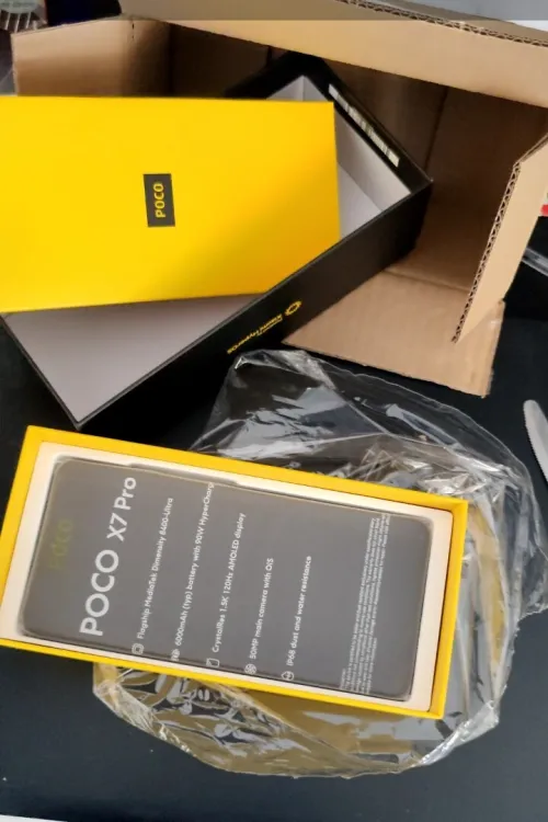 TÉLÉPHONE POCO X7 PRO 5G 8/256 CHARGEUR 90W Poco