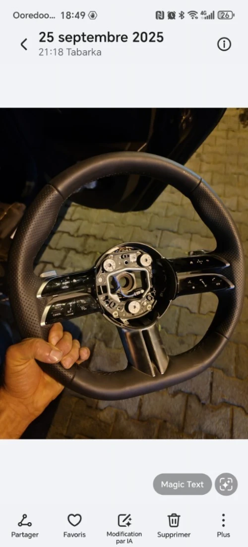 Volant Mercedes 2025