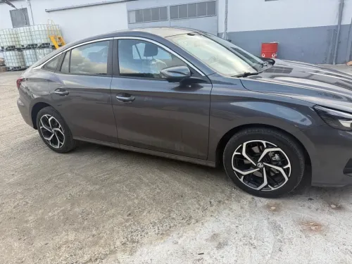 MG 5 2025 300tGi