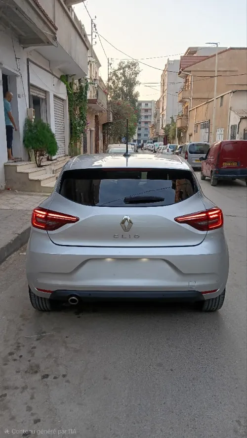 Renault Clio 5  2023 