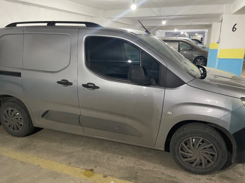 Fiat Doblo 2023 00 retouche