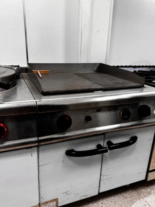 Plaque à gaz série 900 Mi-triée / Mi-lisse  Fabrication italienne