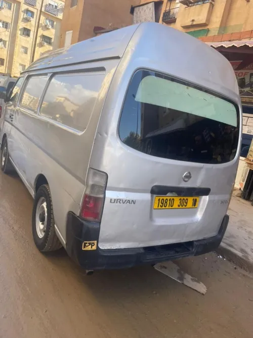 Nissan Urvan 2009 Fourgon