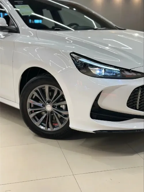 MG 5 2025 خليجية