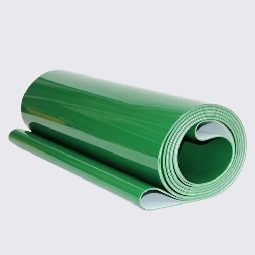 Bande transporteuse, tapis, convoyeur, bande PVC, bande polyuréthane, bande PU, chevron, tasseau