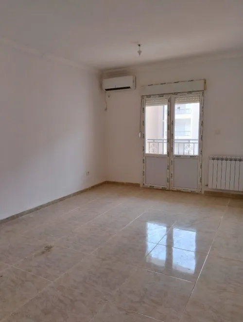 Location Appartement F4 Alger Rahmania