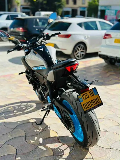 Yamaha MT07 2025