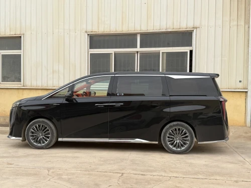 GAC TRUMPCHI M8 2025 