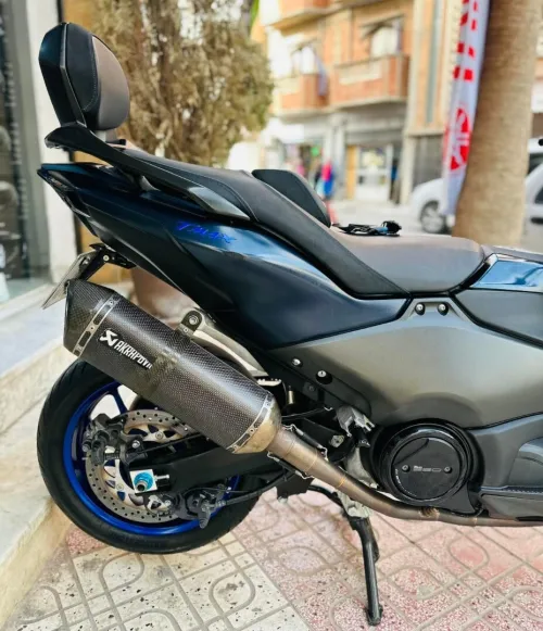 Yamaha Tmax 2023
