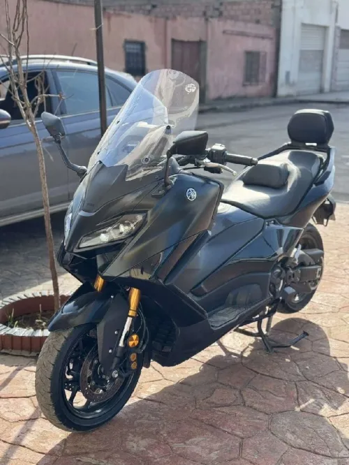 Yamaha tmax 562 Tech 2023