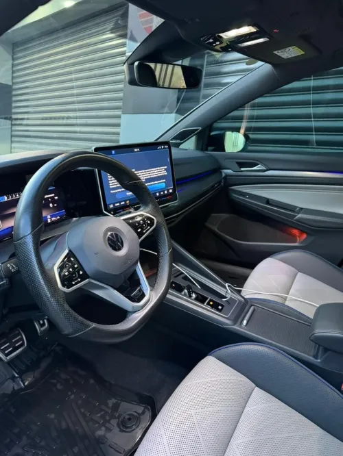 Volkswagen Golf 8 2025 R- Line 