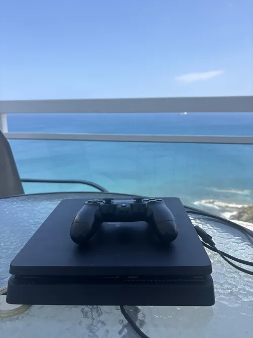 Ps4 slim 1To version 13,50