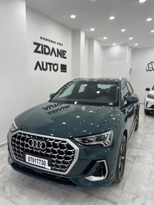 Audi Q3 2026 S-LINE