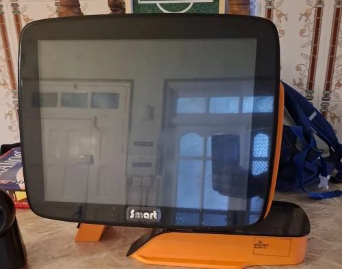 Écran tactile +logiciel supérette +lecture code barre