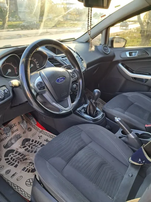 Ford Fiesta 2013 Titanium Sport pack