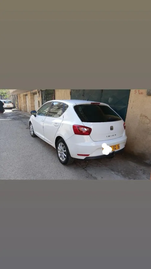 Seat Ibiza 2012 Fully +Toit ouvrant