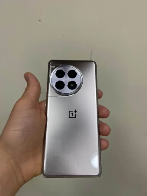 One plus Aec 3pro