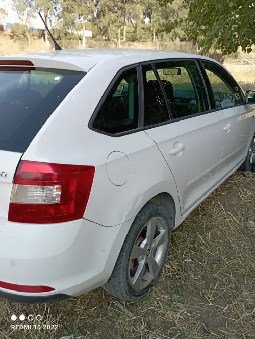 Skoda Rapid 2015 Rapid