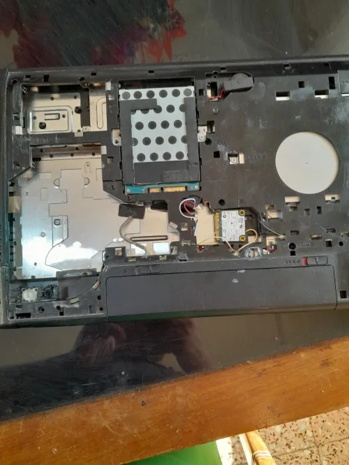 PIECES carcasse &ficheur LENOVO G 500
