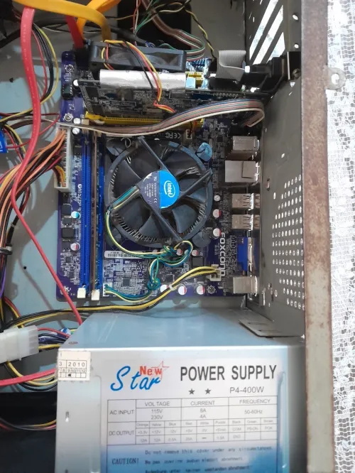 UNITÉ CENTRALE DDR 3. FOXCON
