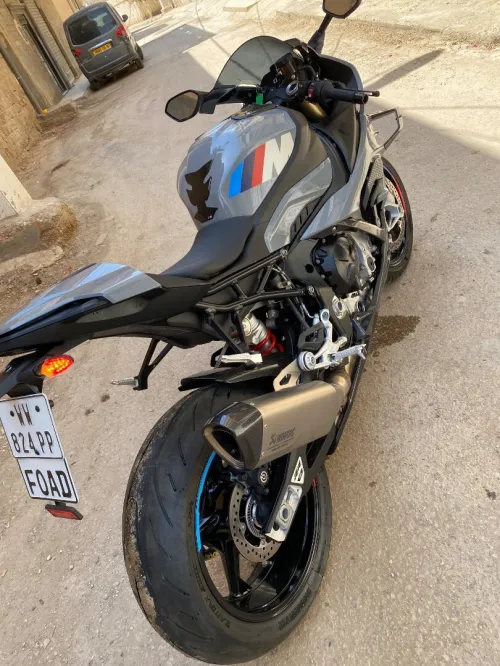 BMW M 2024 M1000rr
