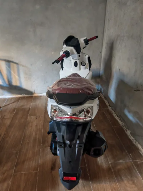 Sym St 200 i 2025