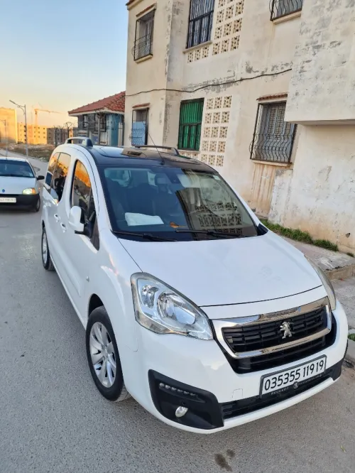 Peugeot Partner 2019 Tepee Outdoor
