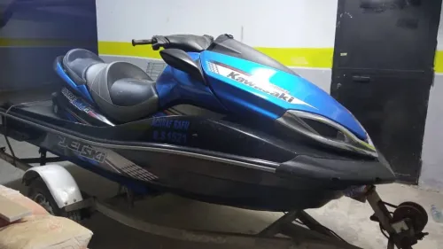 Kawasaki ultra 300