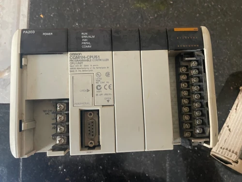 Automate OMRON + module d entrée analogique