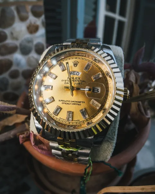 MONTRE ROLEX AA+