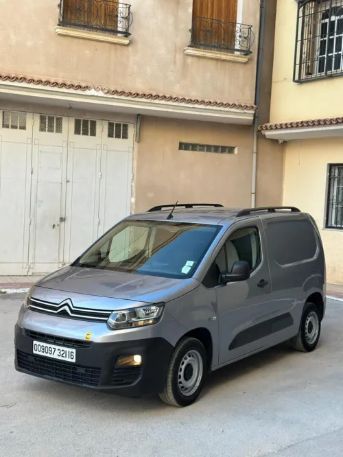 Citroen Berlingo 2021 K9