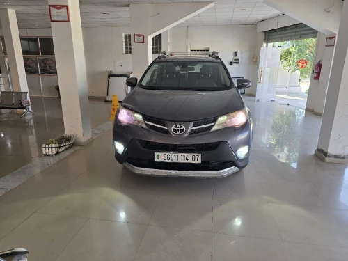 Toyota RAV4 2014 Premium