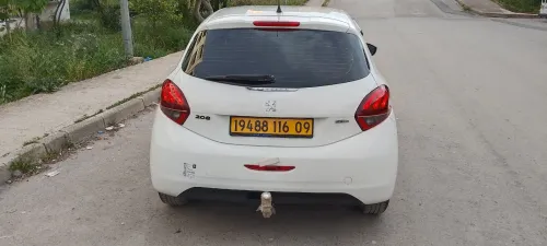 Peugeot 208 2016 Access Facelift