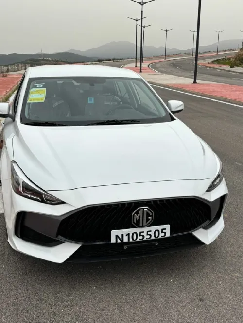 MG MG5 2026 علبة يدوية