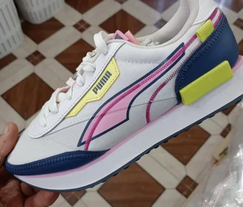 Chaussure originale 