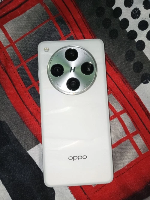 OPPO Find X8 Pro